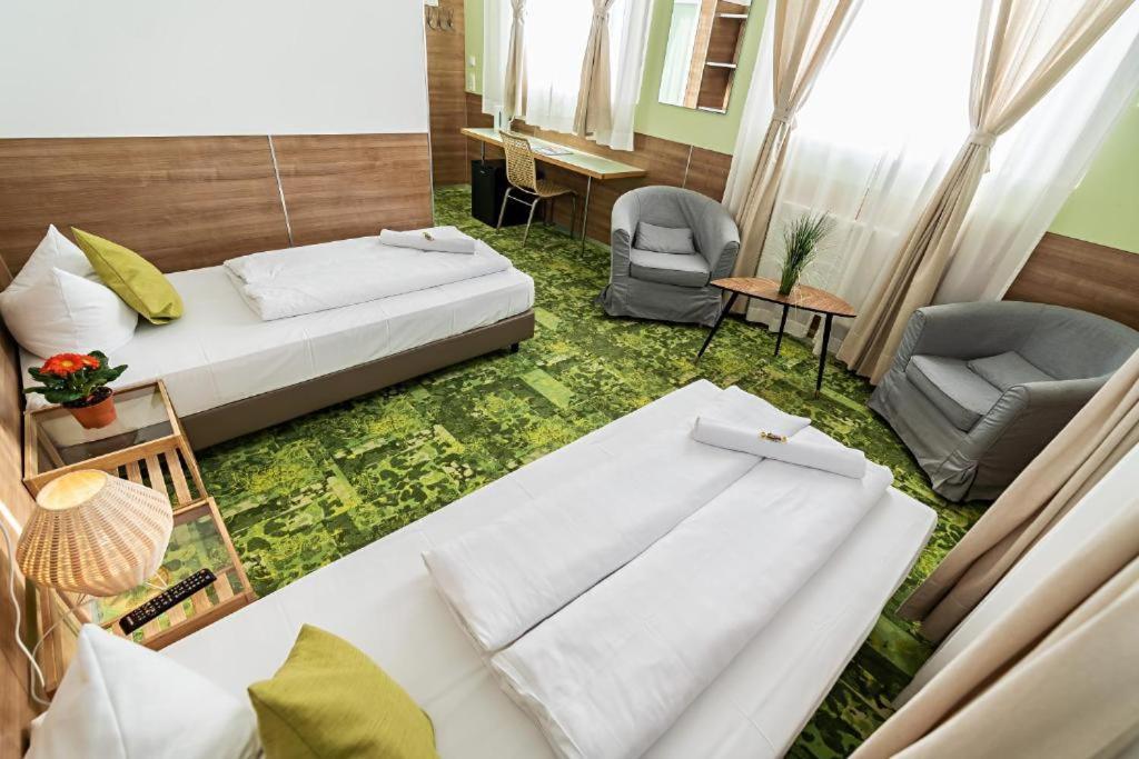 24Seven Apartments - Self Check-In Altdorf  Eksteriør bilde