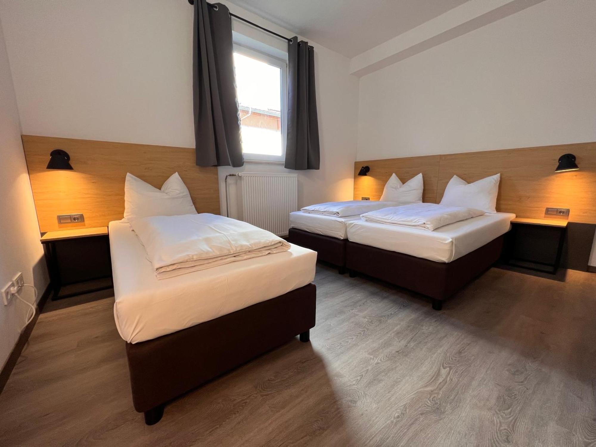 24Seven Apartments - Self Check-In Altdorf  Eksteriør bilde